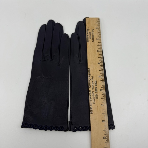 Rare, Vintage Freddy Paris, Unused Navy French Kidskin Gloves - Picture 6 of 16